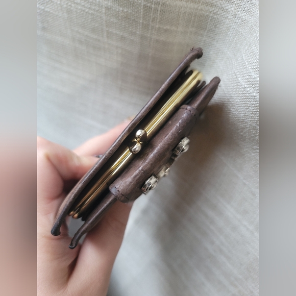 Rolfs Vintage Kiss Lock Calfskin Compact Wallet - Picture 8 of 10